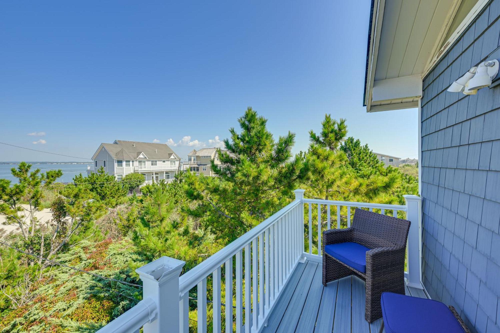 Westhampton Beach Home With Deck And Ocean Views! Zewnętrze zdjęcie