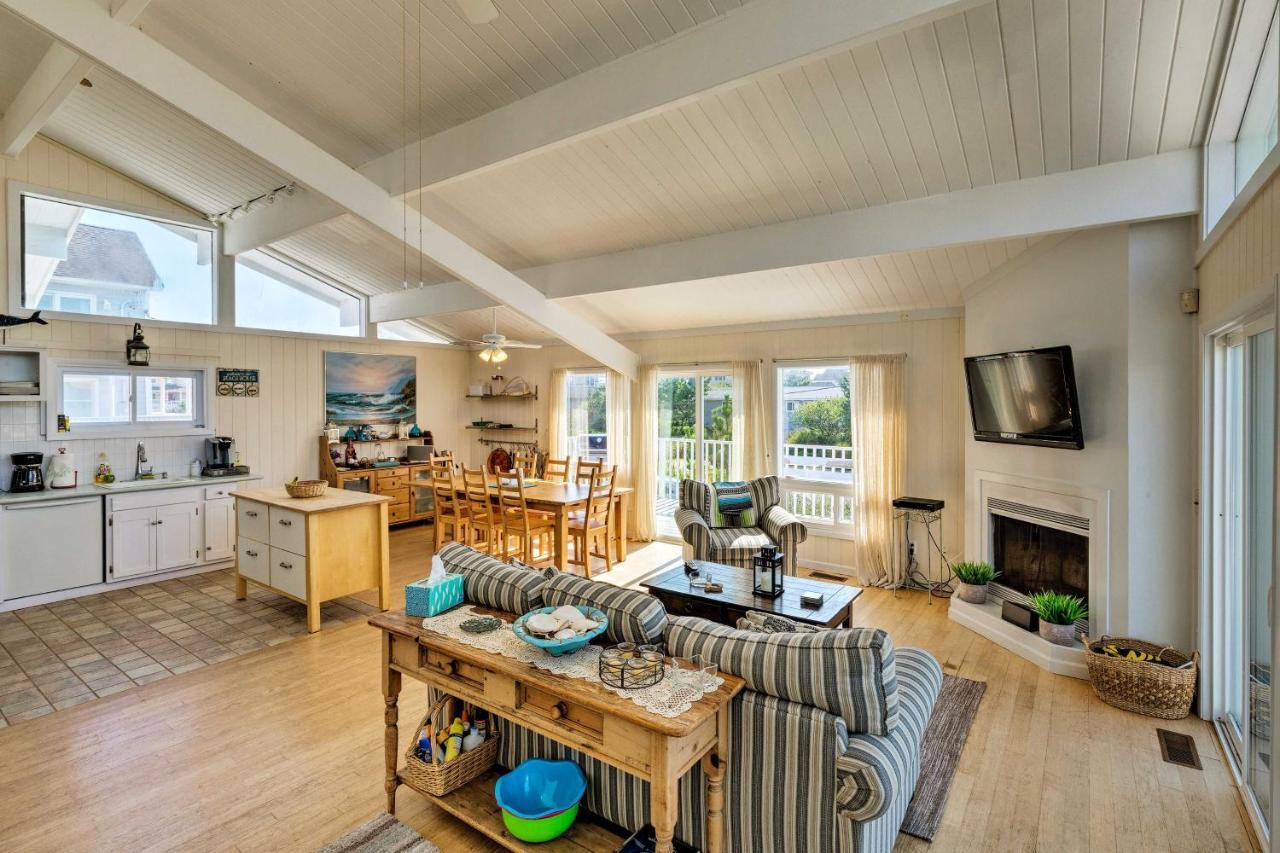 Westhampton Beach Home With Deck And Ocean Views! Zewnętrze zdjęcie
