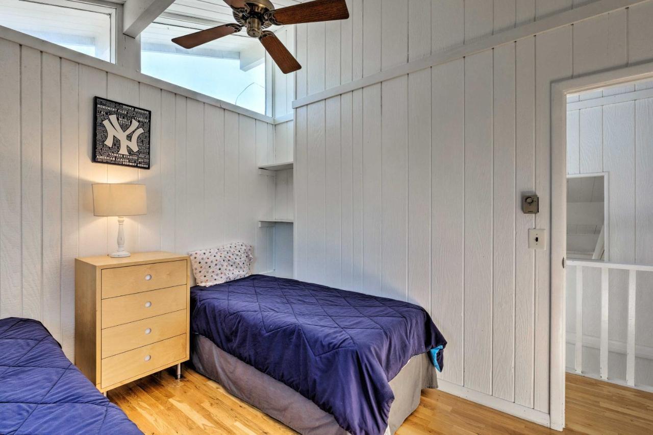 Westhampton Beach Home With Deck And Ocean Views! Zewnętrze zdjęcie